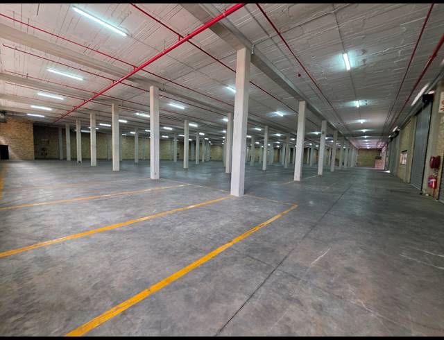 4,824M² WAREHOUSE TO LET IN KYA SANDS